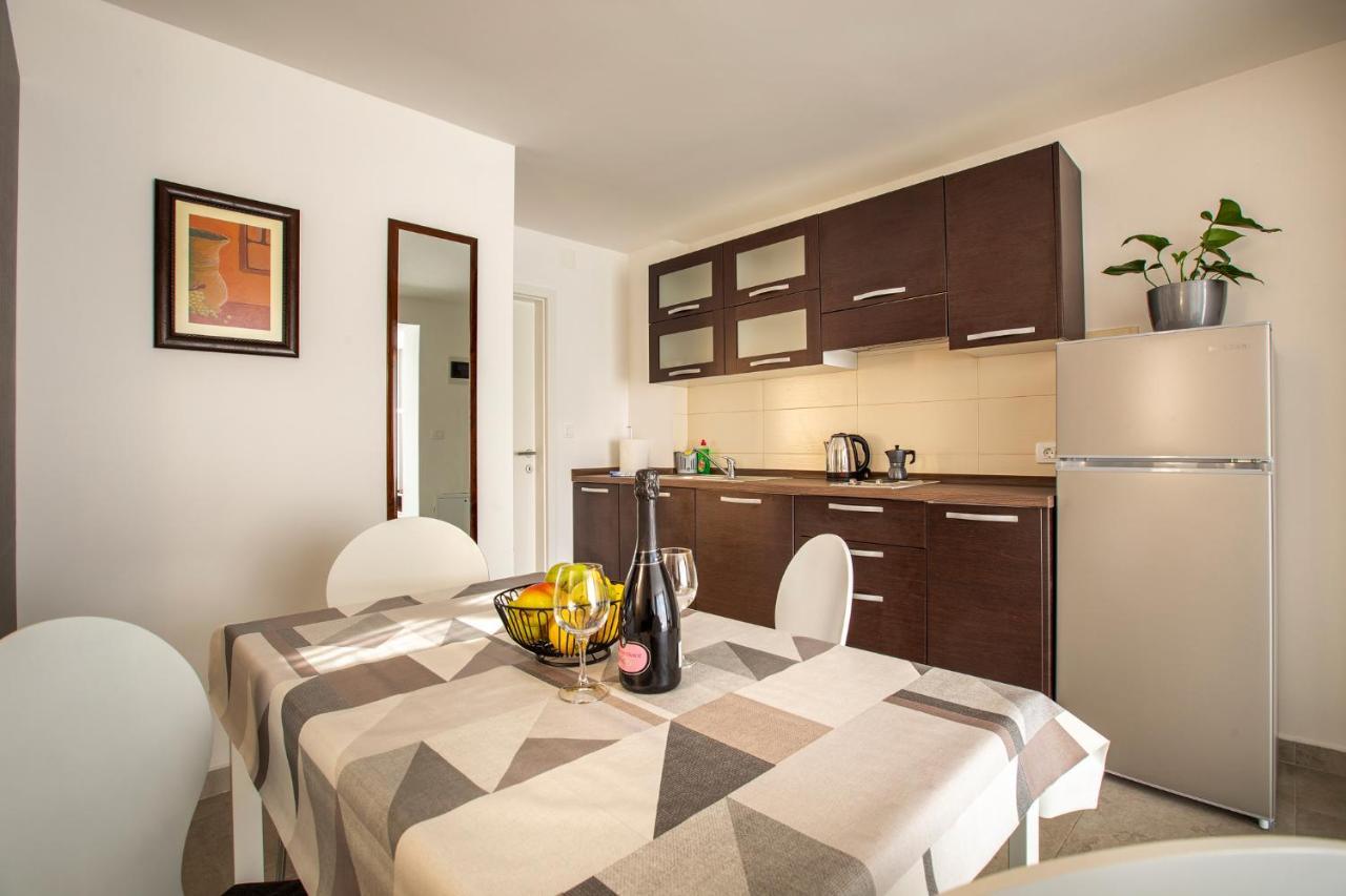 Apartaments Punta Relax Umag Exteriör bild