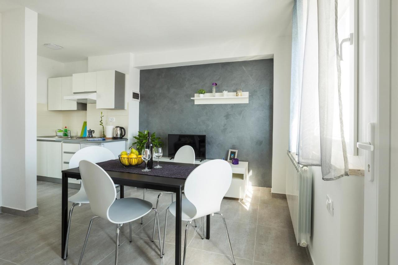 Apartaments Punta Relax Umag Exteriör bild