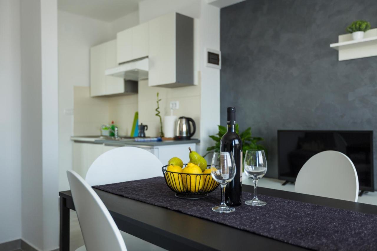 Apartaments Punta Relax Umag Exteriör bild