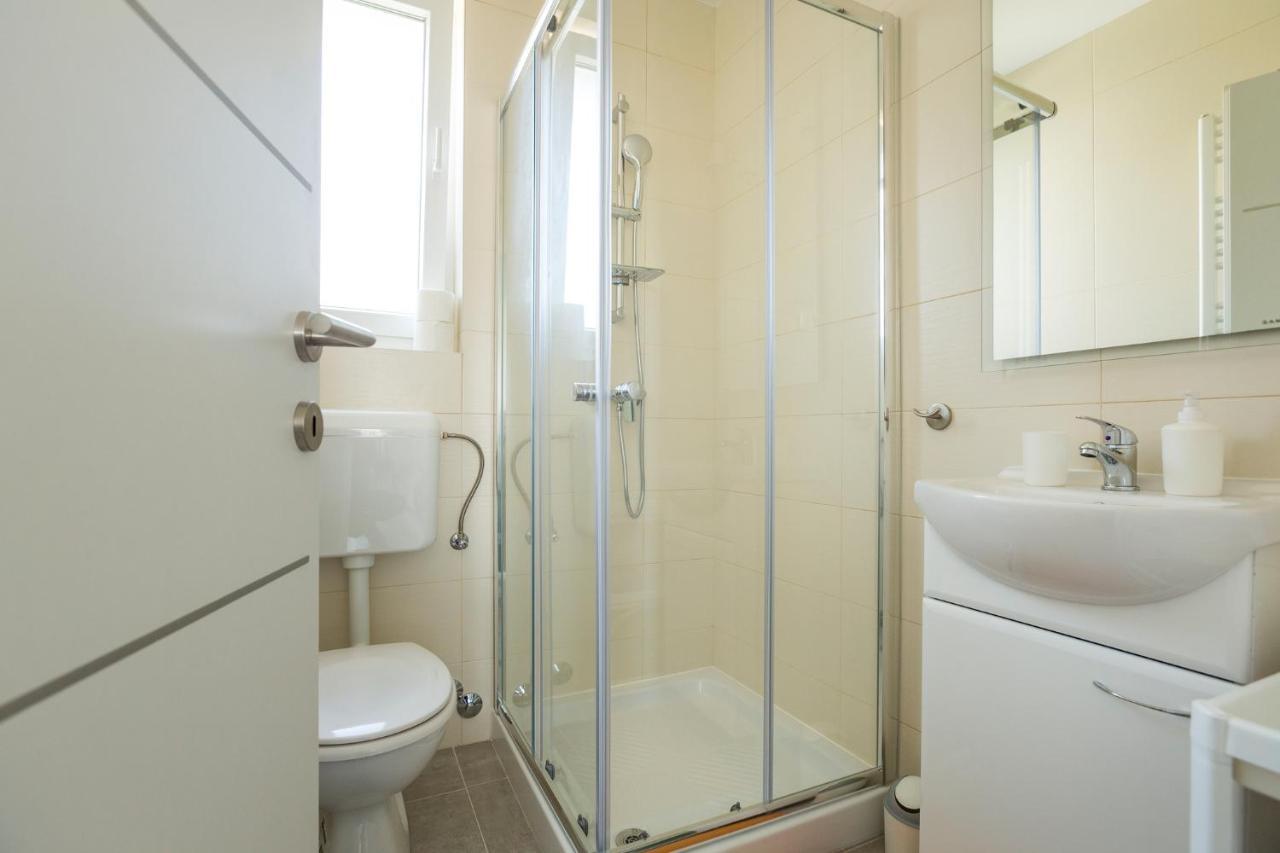 Apartaments Punta Relax Umag Exteriör bild